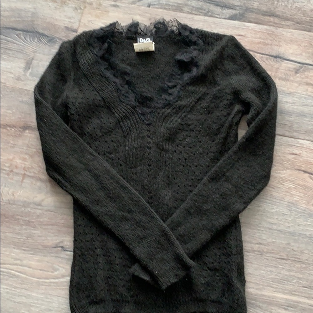 D&G black sweater